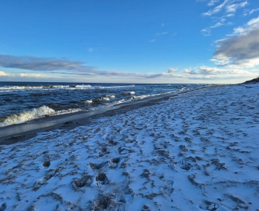 Jastarnia &ndash; śnieg, plaża i morze